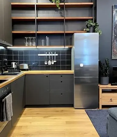 The Artist / 1 Bedroom W/ Piano Next To A Park * Riga